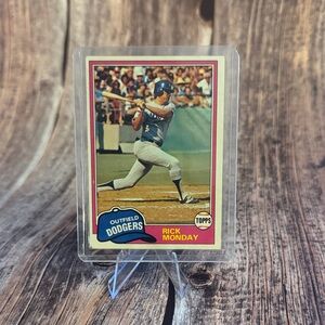 1981 Topps Rick Monday #725 Dodgers Baseball Trading Card Item #ME815